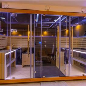 5 bedroom villa with pool near Crikvenica, sleeps 10